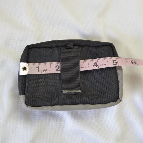 Case Logic Camera Case - Picture 3 of 5